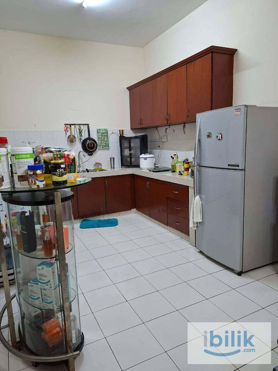Fully Furnished Master Bedroom For Rent Villa Damansara Kota Damansara petaling Jaya - Image 8