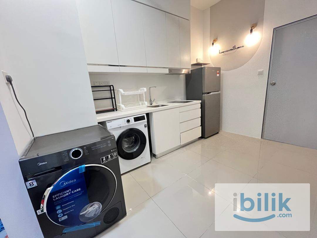 🎀Spacious Master Room with Private Bathroom at Bangsar South, Kuala Lumpur - Image 3