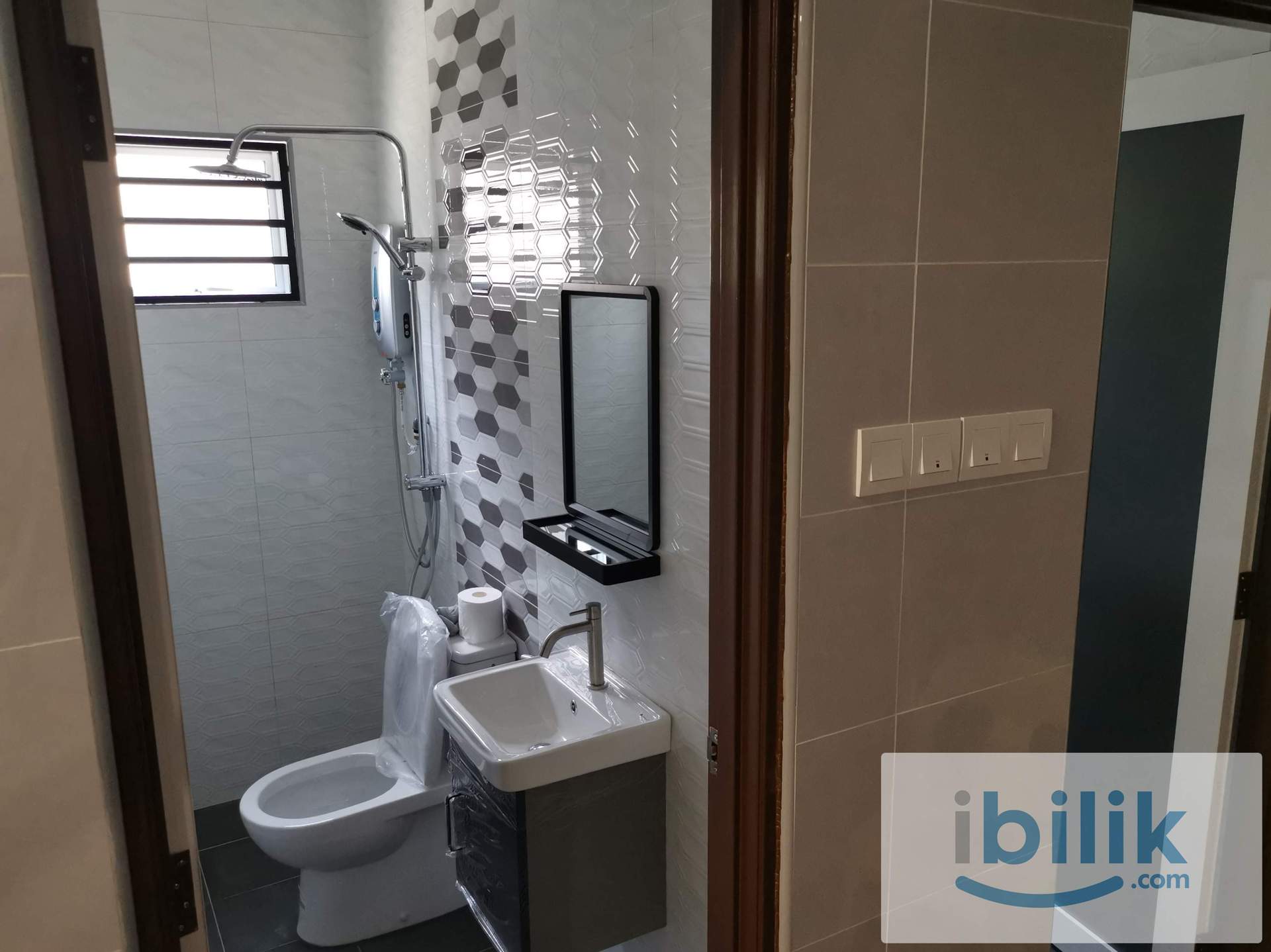 Cozy Landed Medium Room at Taman Kepong, Kepong, Kuala Lumpur,    - Image 4