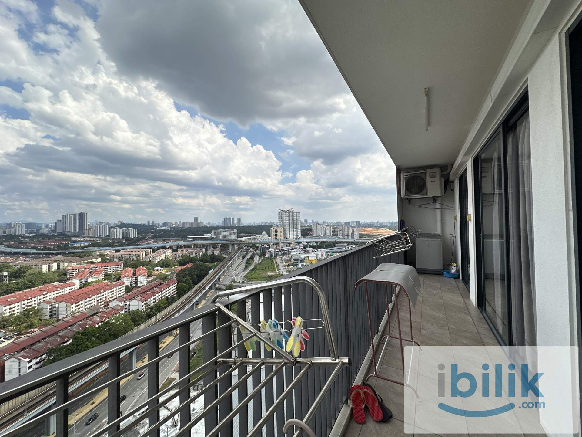 Middle Room For Rent @ Emporis, Kota Damansara - Image 5
