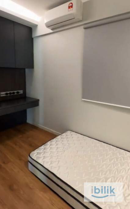 Single Room - Image 1