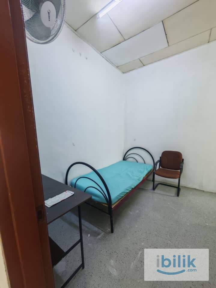 Middle room KTC kulim hitech - Image 1