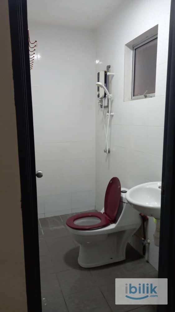 Middle Room Mahkota Garden Condo  - Image 4