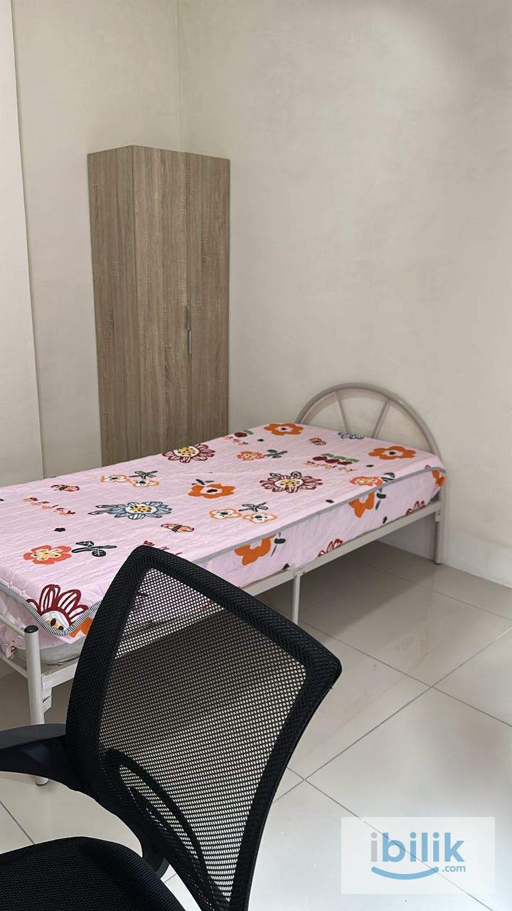 Middle Room Mahkota Garden Condo  - Image 8