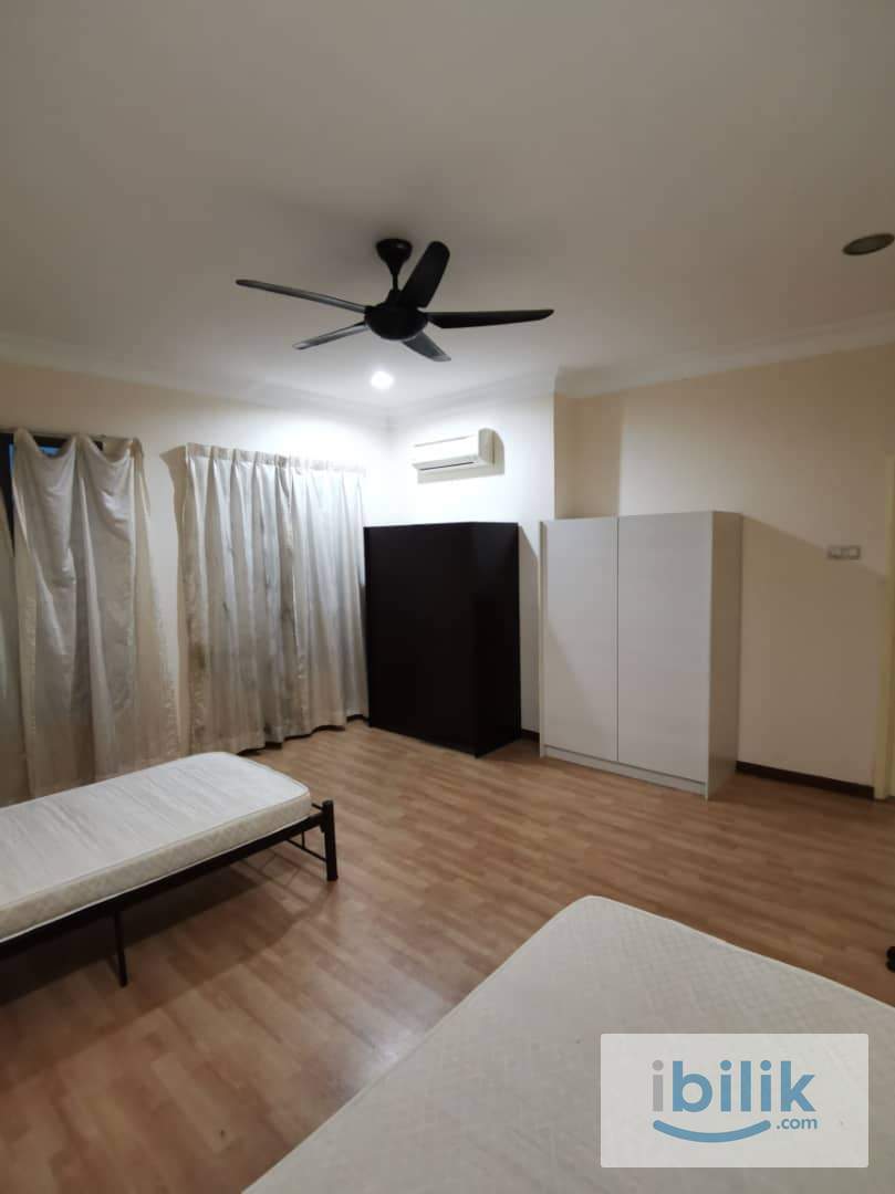 Master Room at Putra Avenue, Putra Heights - Image 1