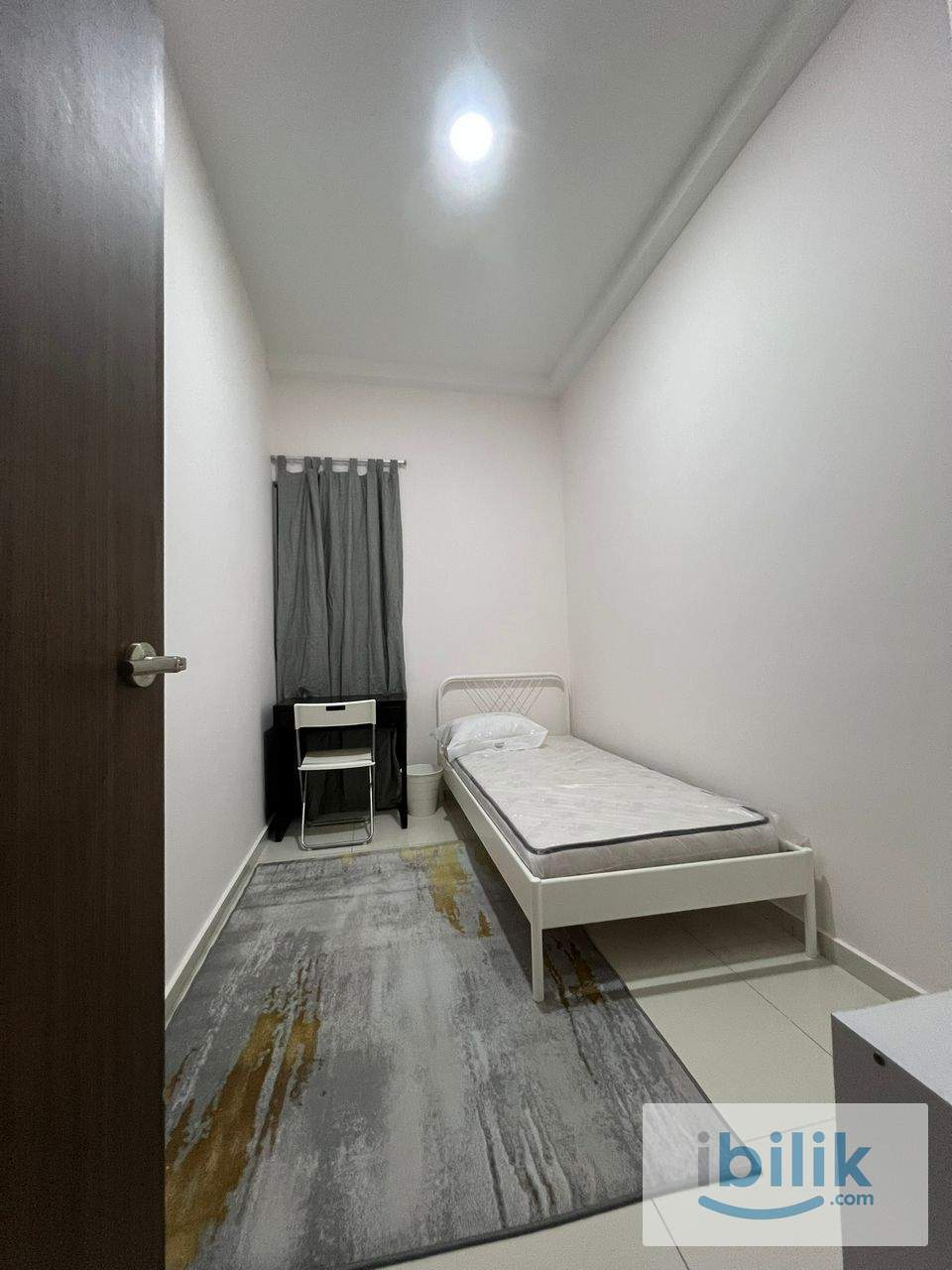 middle room seasons garden - Image 1