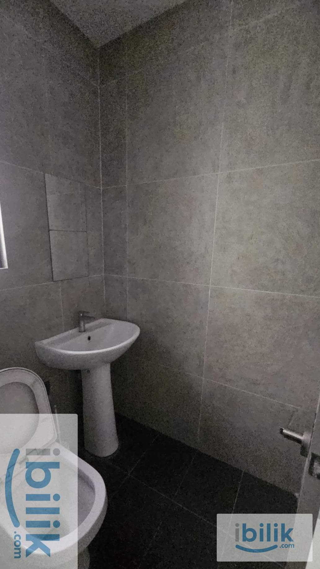 Medium Room Super Single Bed | Hotel Style & Comfortable Dining Area | with WIFI - Image 3