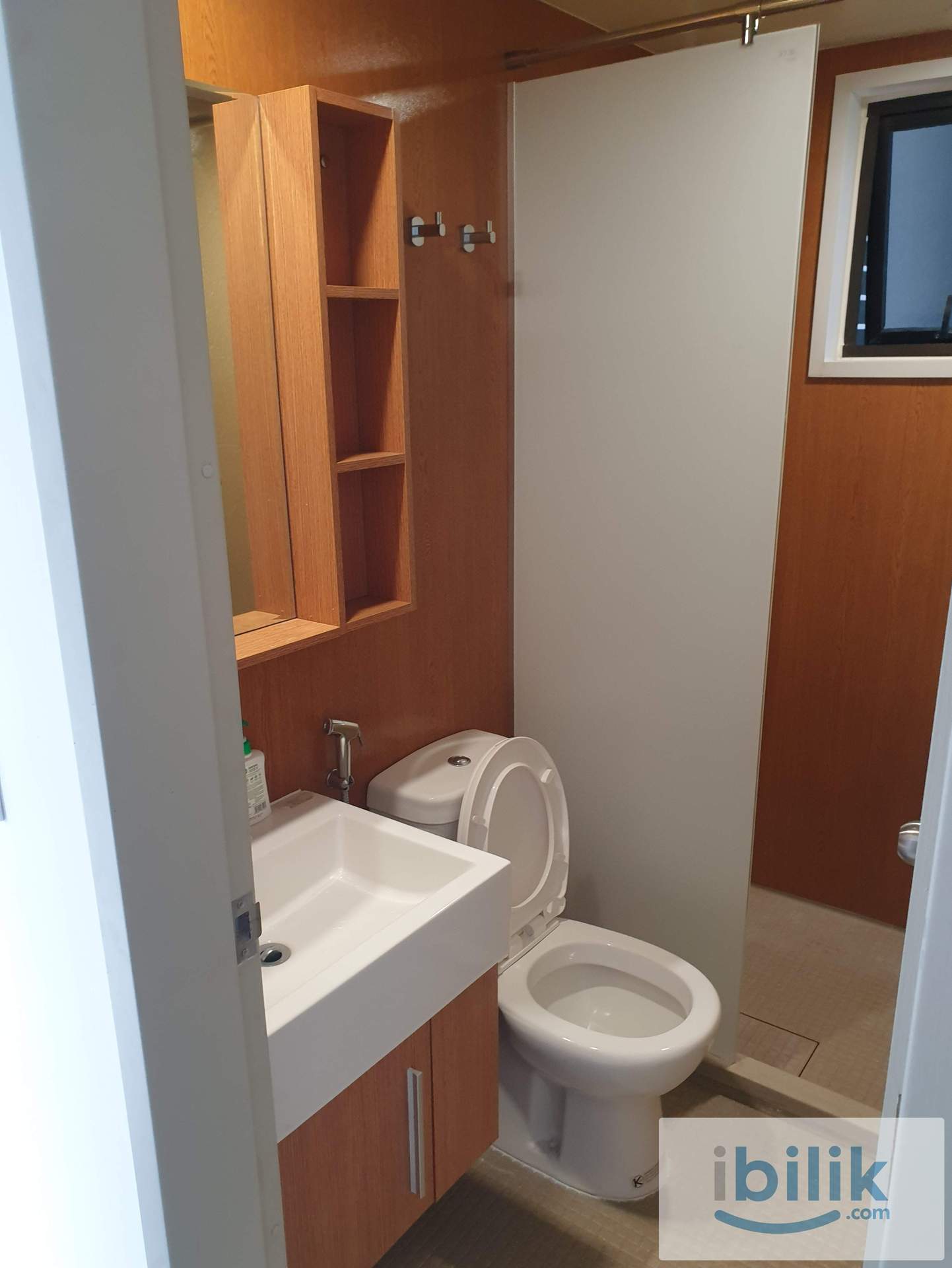 Residensi Lili Nilai - Middle Room ( FREE WIFI ) - Image 5