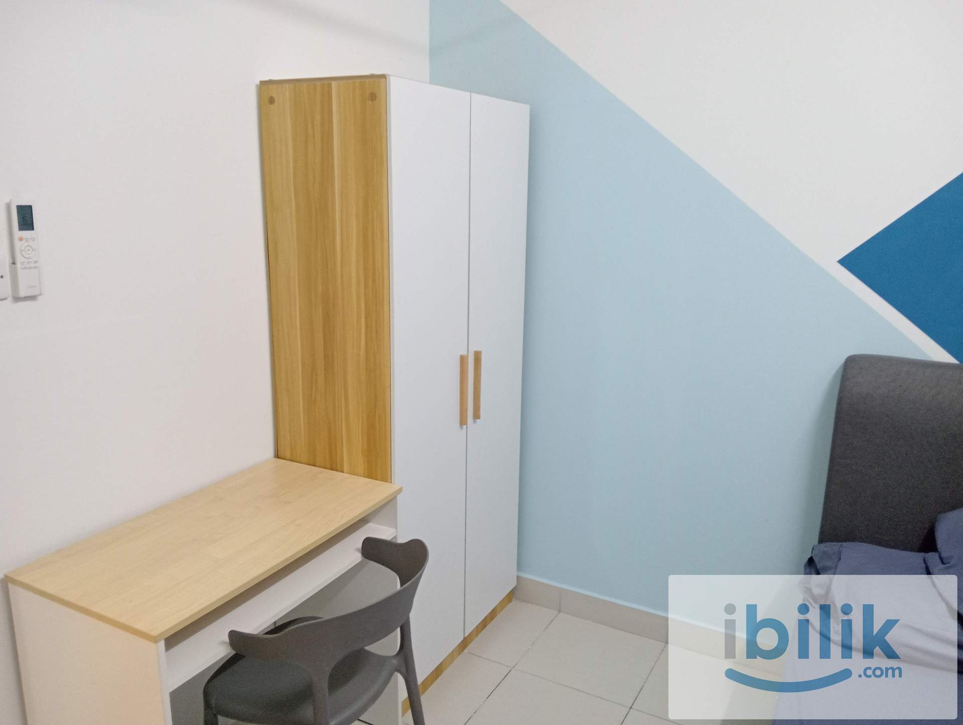 middle room - Image 5