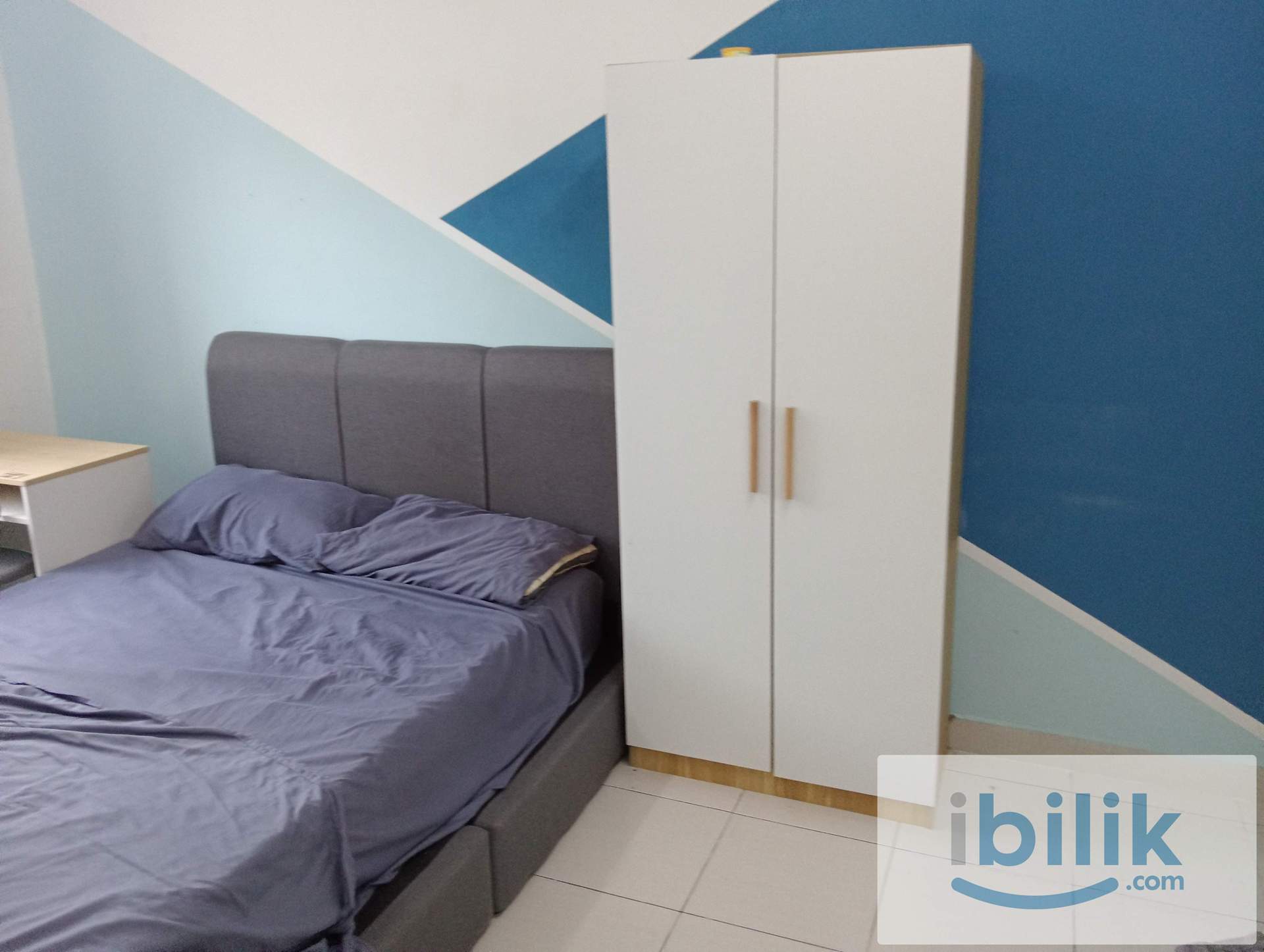 middle room - Image 1