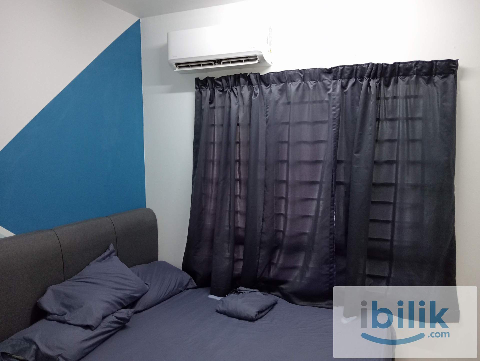 middle room - Image 4