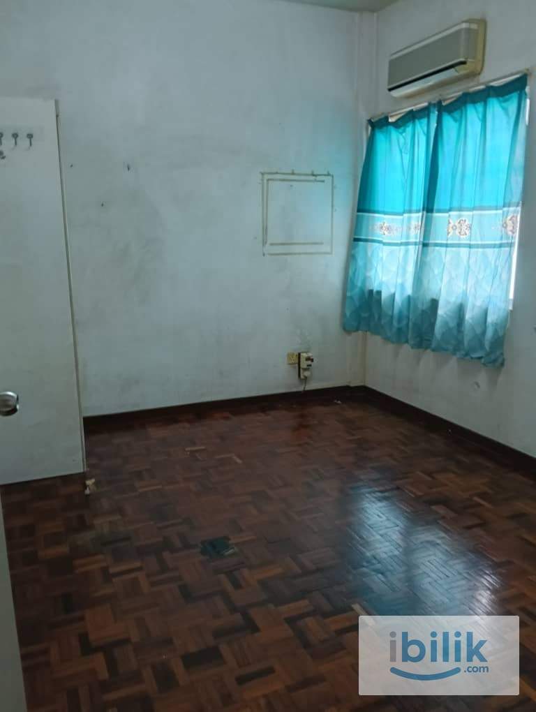 Medium Room - Image 2