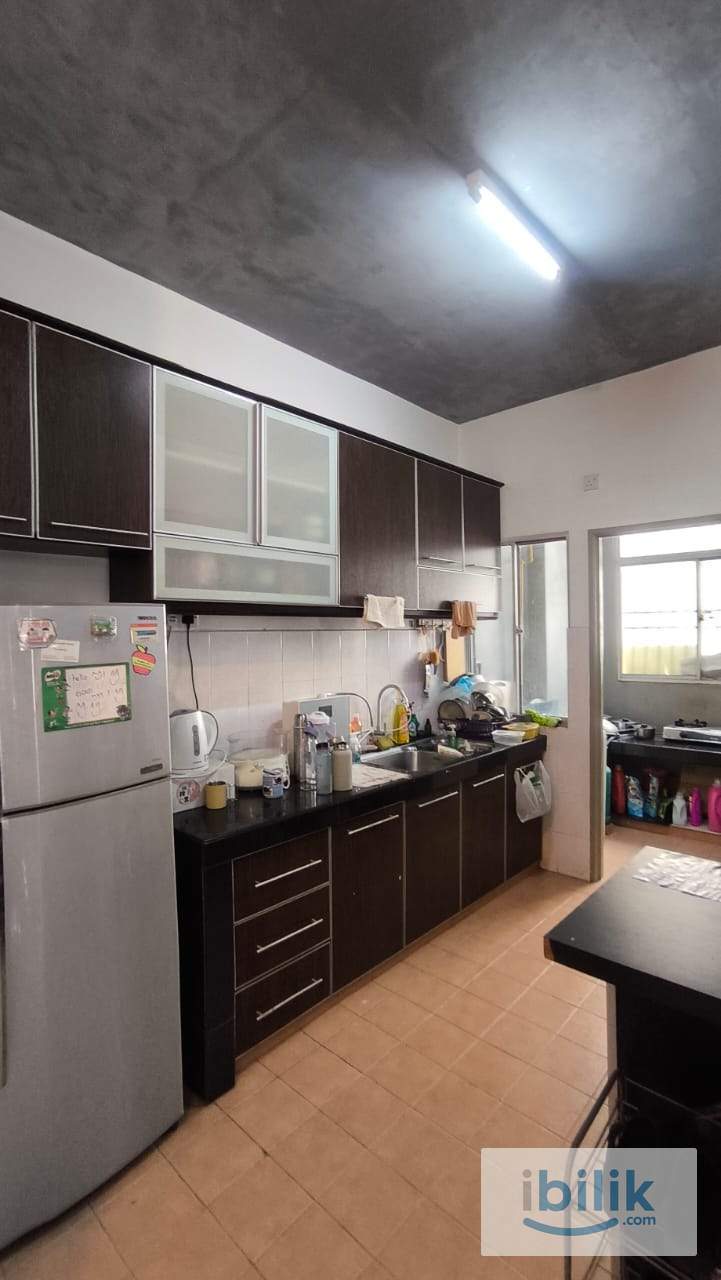 Master room with A/c - Image 2