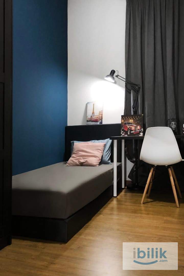 COMMON ROOM FOR RENT ANNEX CONNAUGHT - Image 1