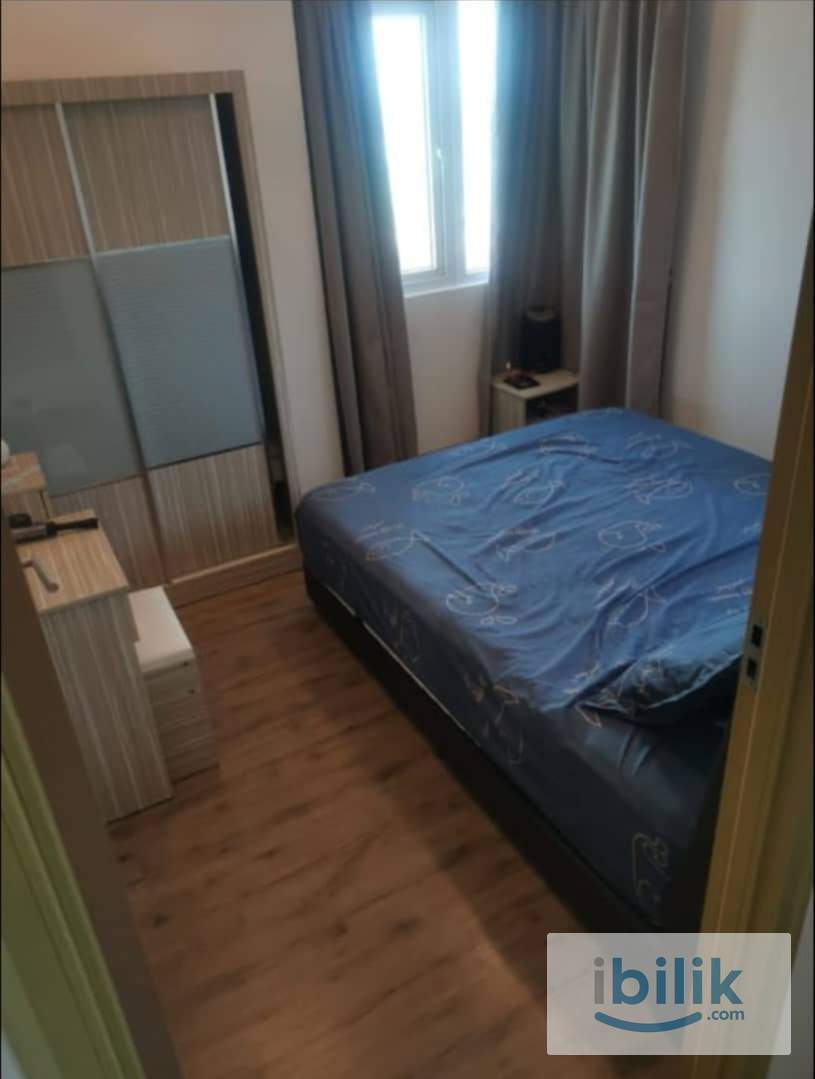 Middle Bedroom for Rent (Female Only) - Image 1
