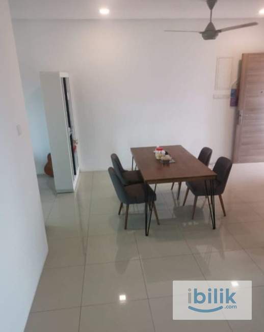 Middle Bedroom for Rent (Female Only) - Image 3