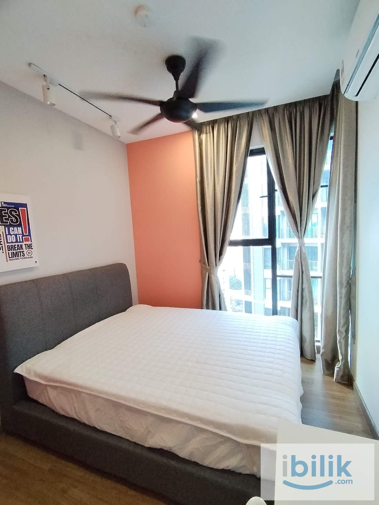 Middle Room (No Aircond) at AraTre' Residences, Ara Damansara (Original Room With Window) near LRT - Image 1