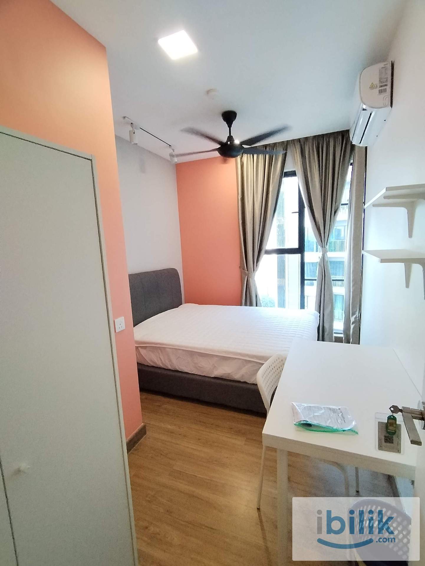 Middle Room (No Aircond) at AraTre' Residences, Ara Damansara (Original Room With Window) near LRT - Image 2