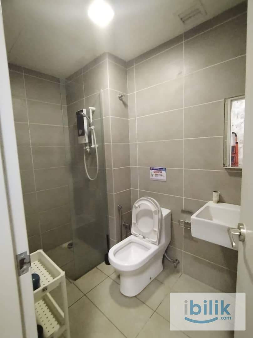 Middle Room (2 Single Bed without Aircond) at D'Sara Sentral, Sungai Buloh (no Aircond) - Image 5