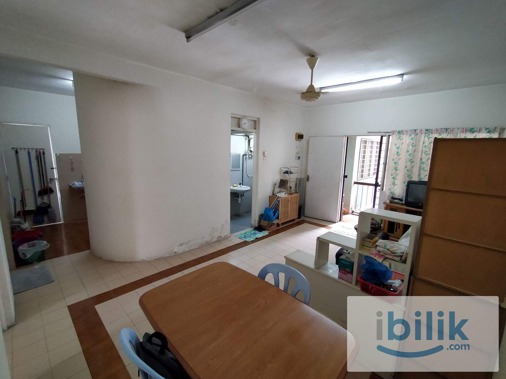 Single Room at Glen Court, Bandar Sungai Long - Image 5