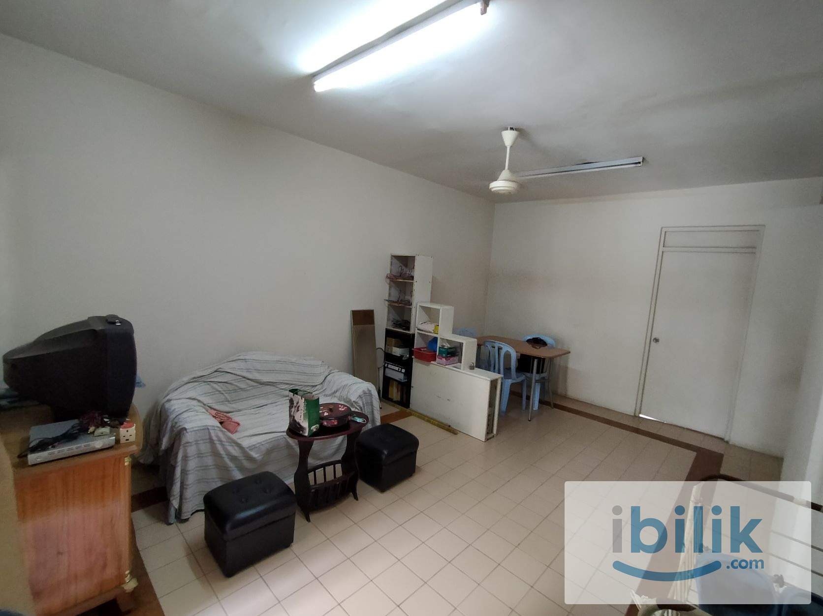 Single Room at Glen Court, Bandar Sungai Long - Image 6