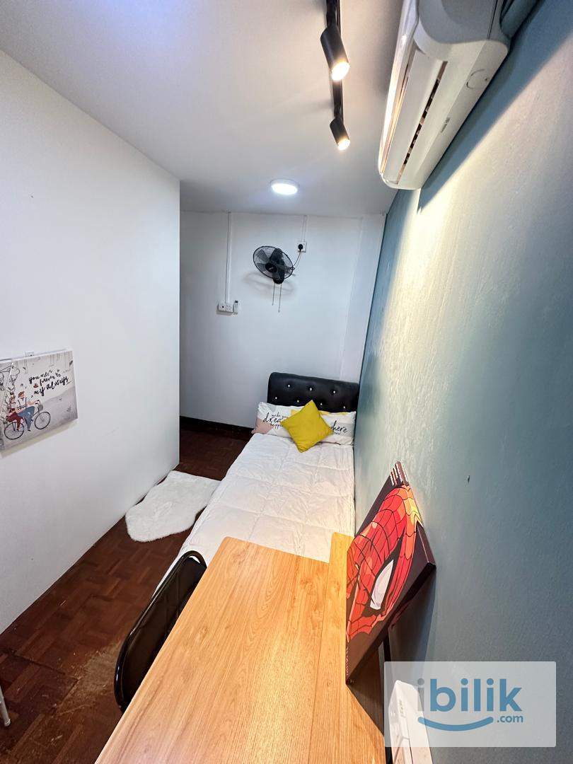 Attached Link Bathroom / SS2 / University Malaya / Petaling Jaya - Image 1