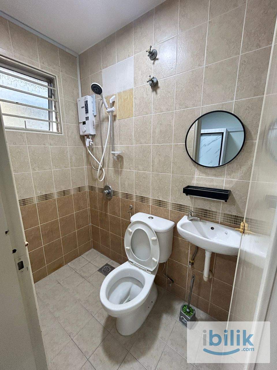 Private Bathroom / Uptown Damansara / The Starling / Imazium / Petaling  Jaya  - Image 2