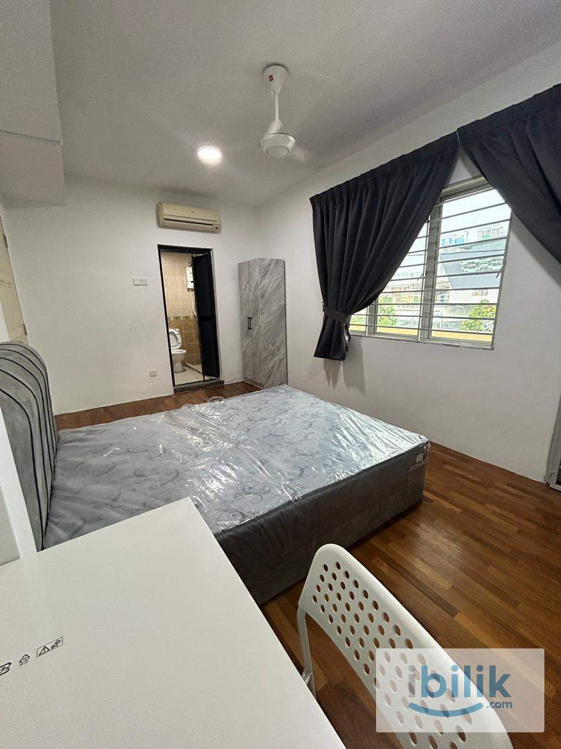 Private Balcony & Bathroom / SS21 / IMazium / The Starling  Mall / Damansara Uptown / Petaling Jaya - Image 1