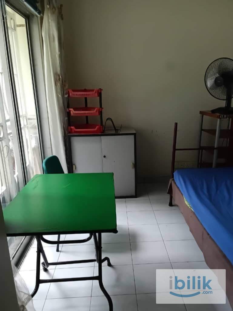 Room To Let - Image 1