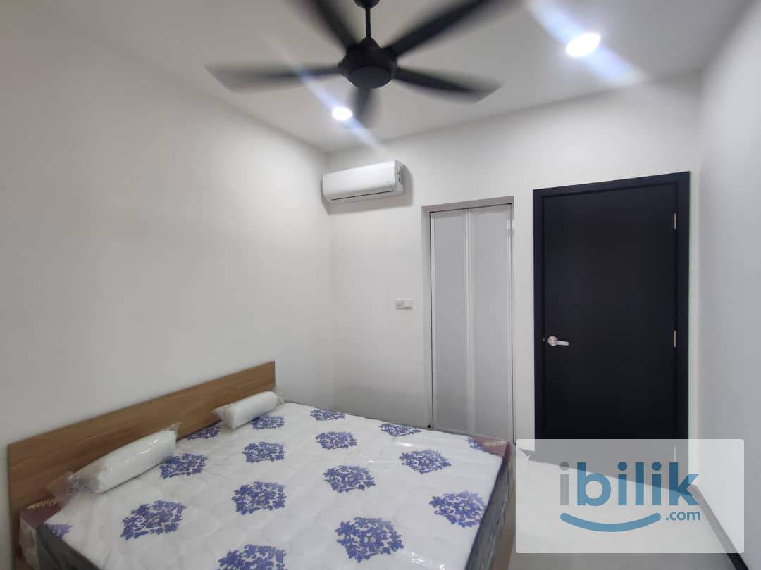Neu Suite Condo Jalan Ampang Master Room For Rent - Image 2
