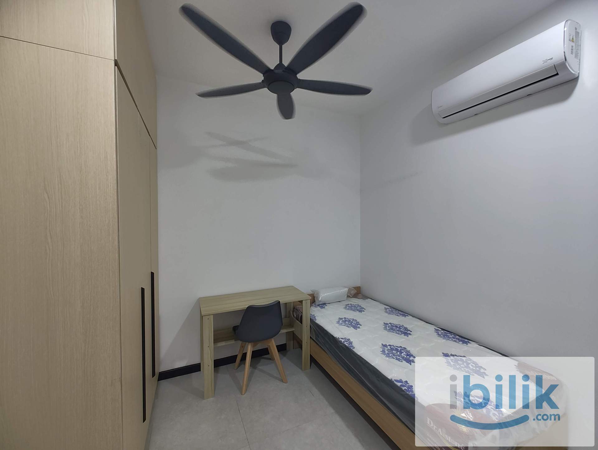 Neu Suite Condo Jalan Ampang Master Room For Rent - Image 3