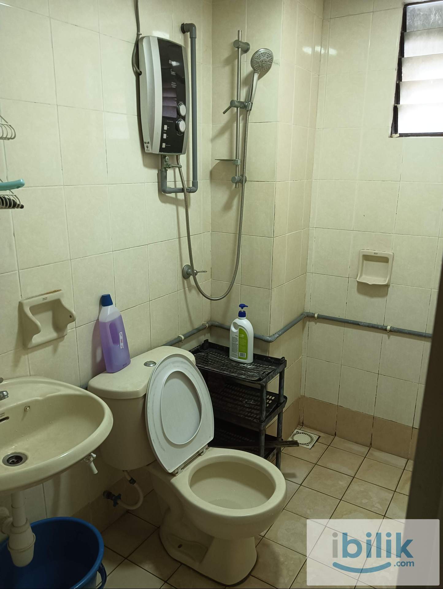 Middle room for rent at Bandar Sri Permaisuri  - Image 3