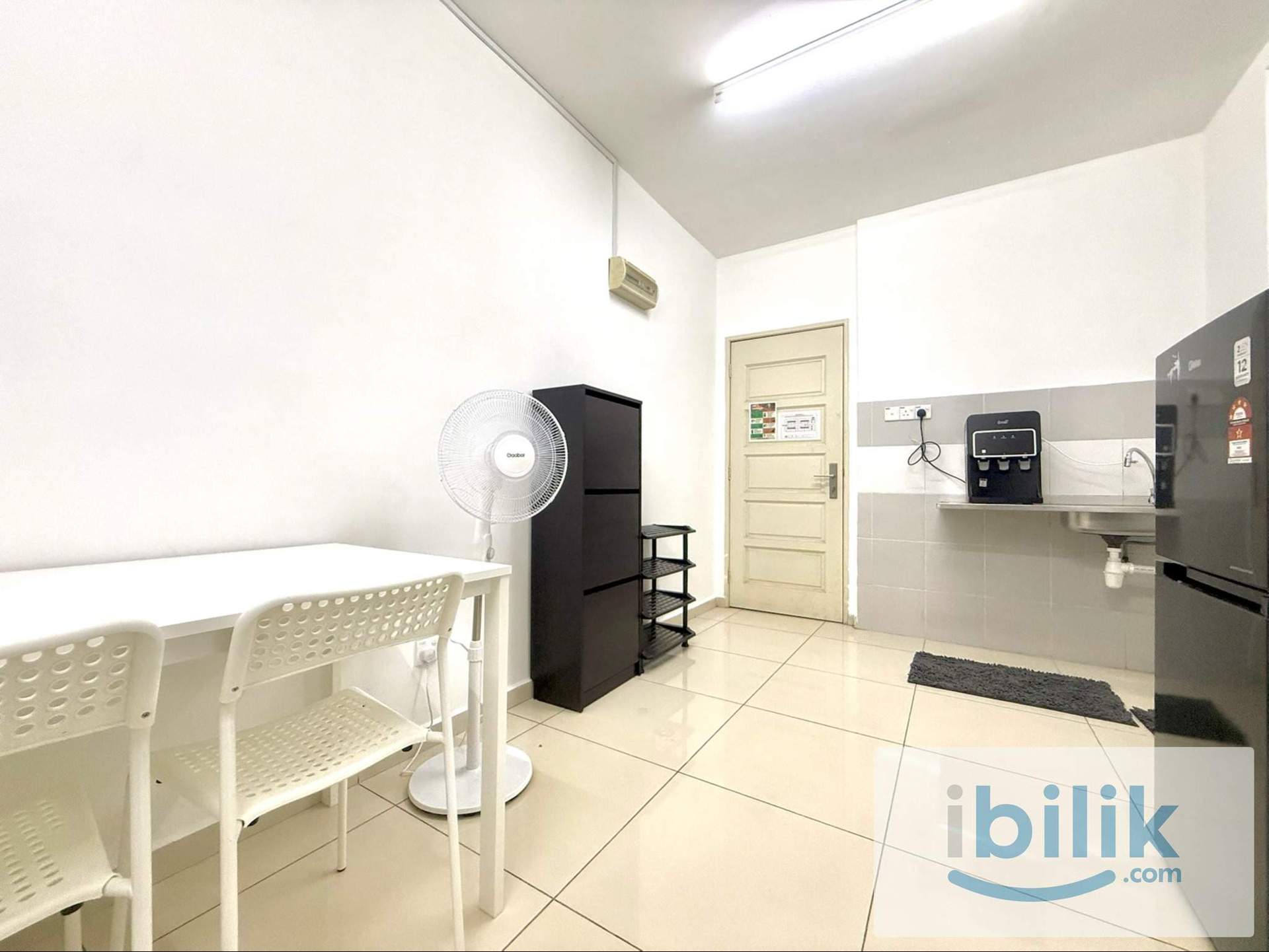 Middle Room at Sungai Ara, Penang - Image 5