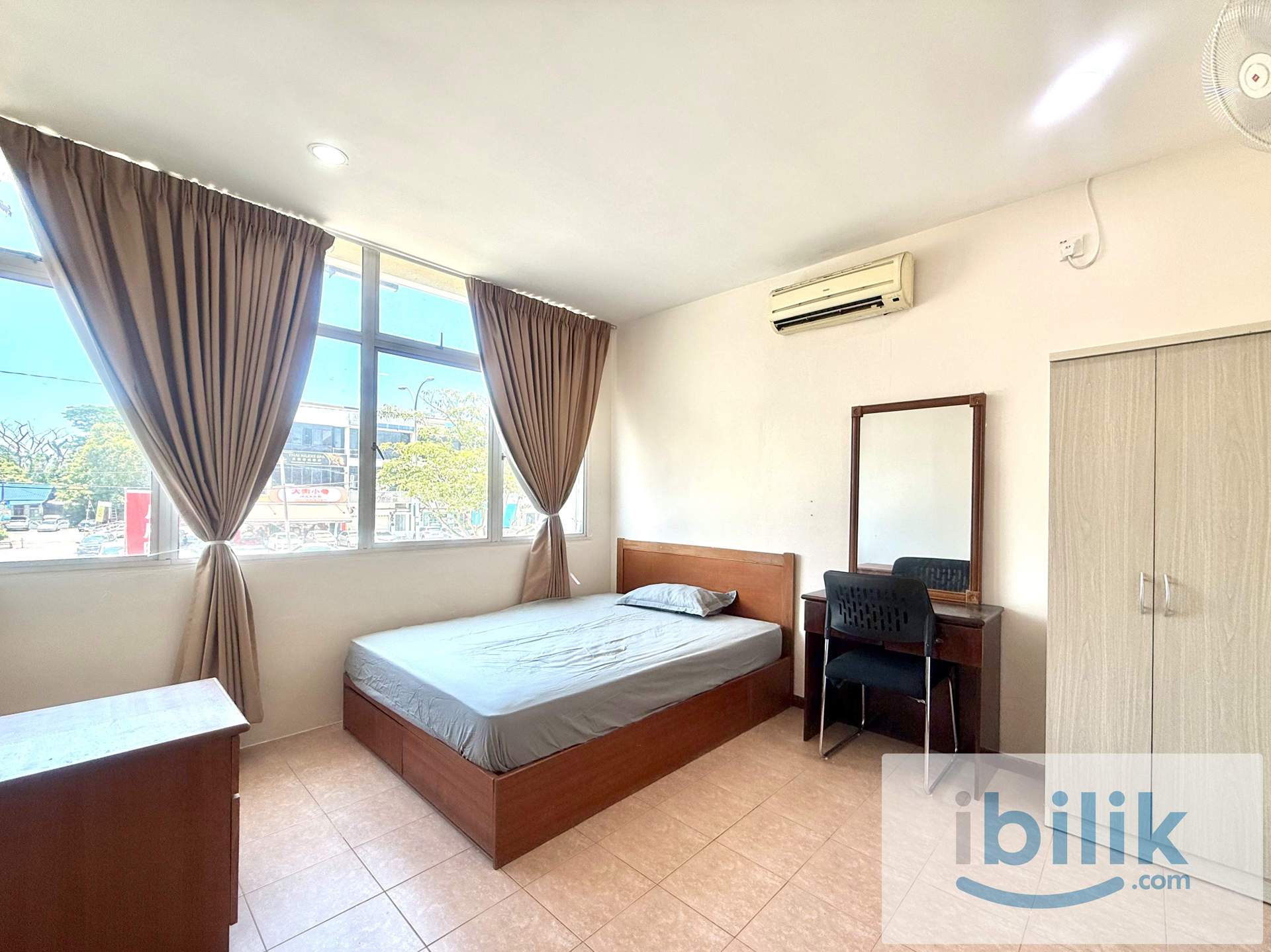 Middle private room for rent in Raja Uda - Image 1