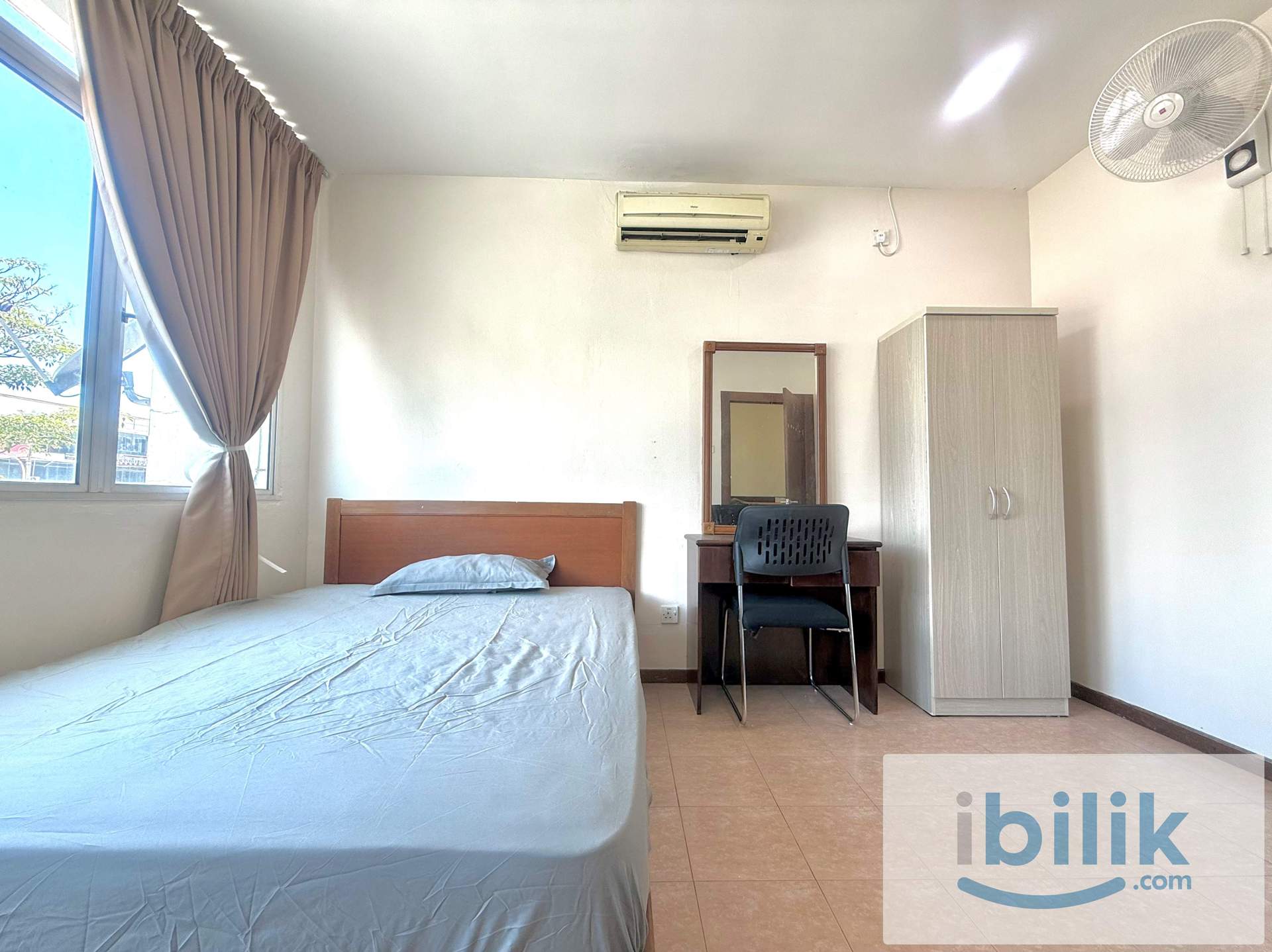 Middle private room for rent in Raja Uda - Image 2