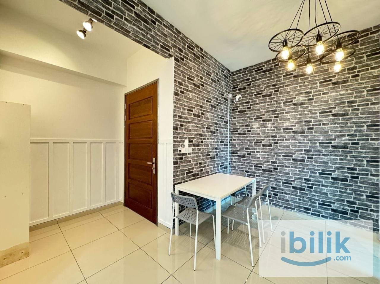 Balcony Room | Middle Room | Bayan Lepas - Image 7
