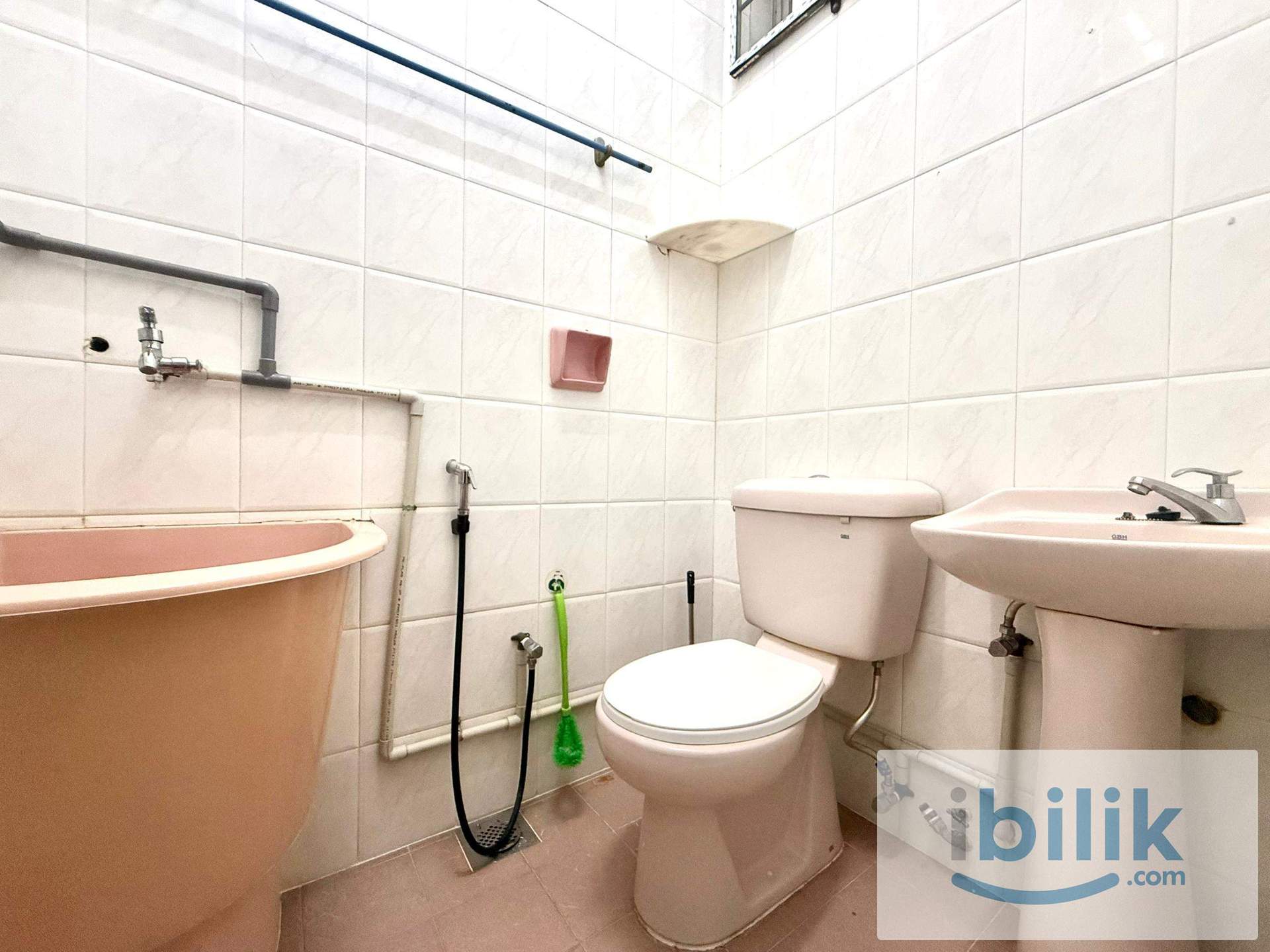 Cozy Medium room in Town | Landed House | Butterworth - Image 3