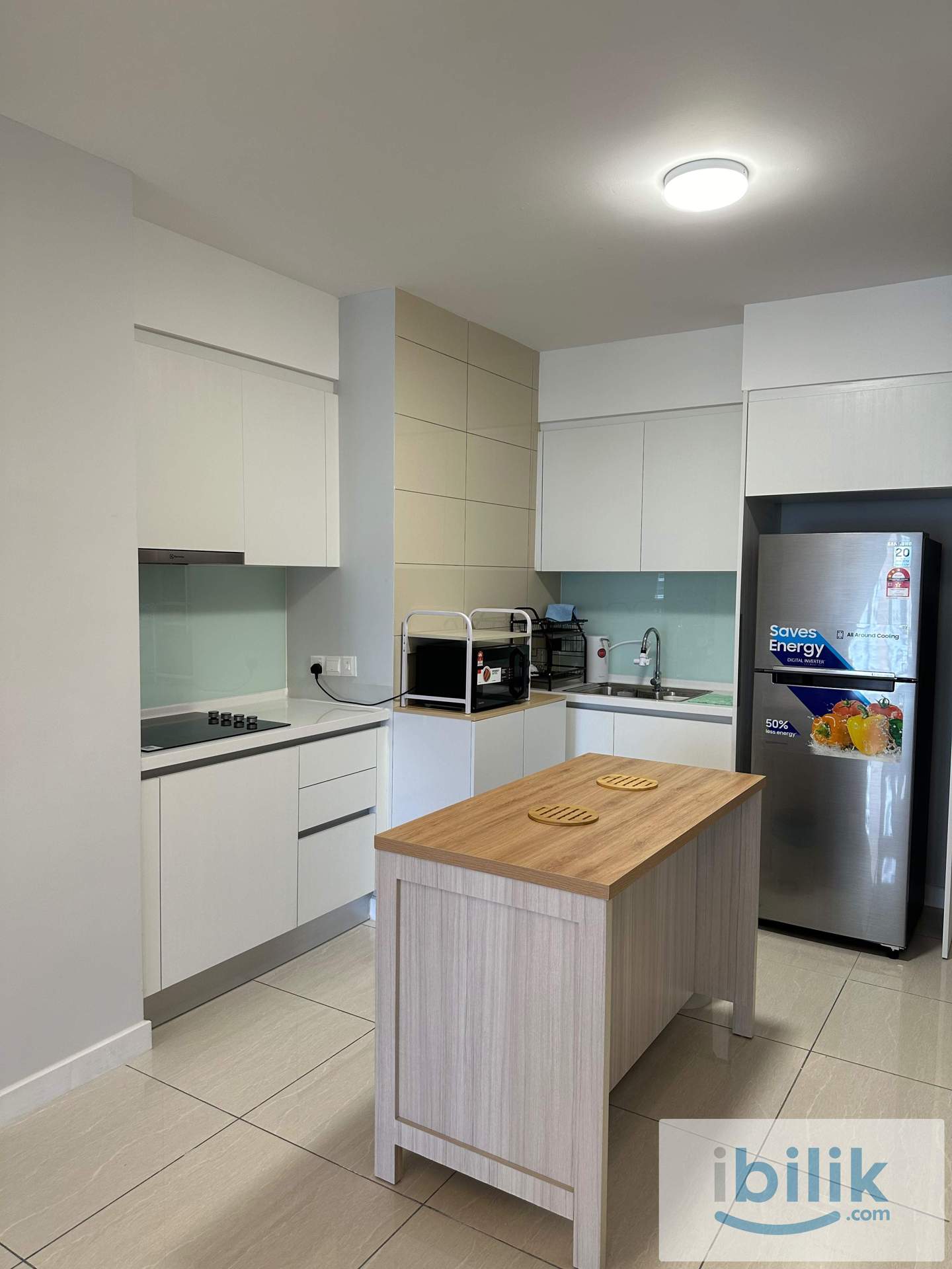 Master room for rent at Sentral suite, KL sentral  - Image 4