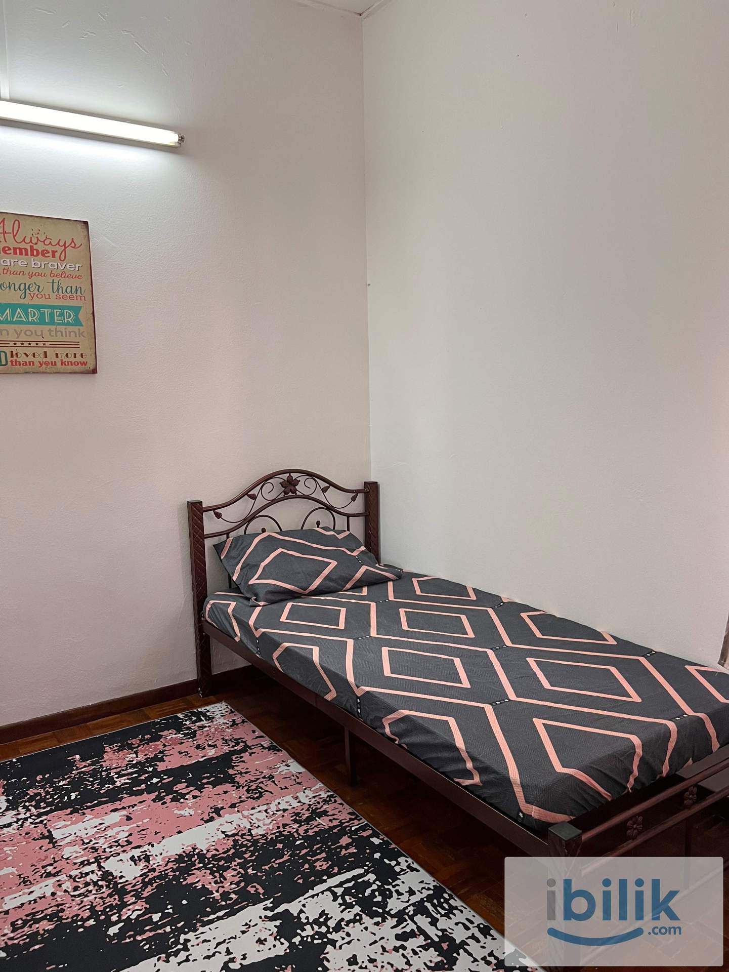 Middle Room at Subang Bestari, Subang - Image 3