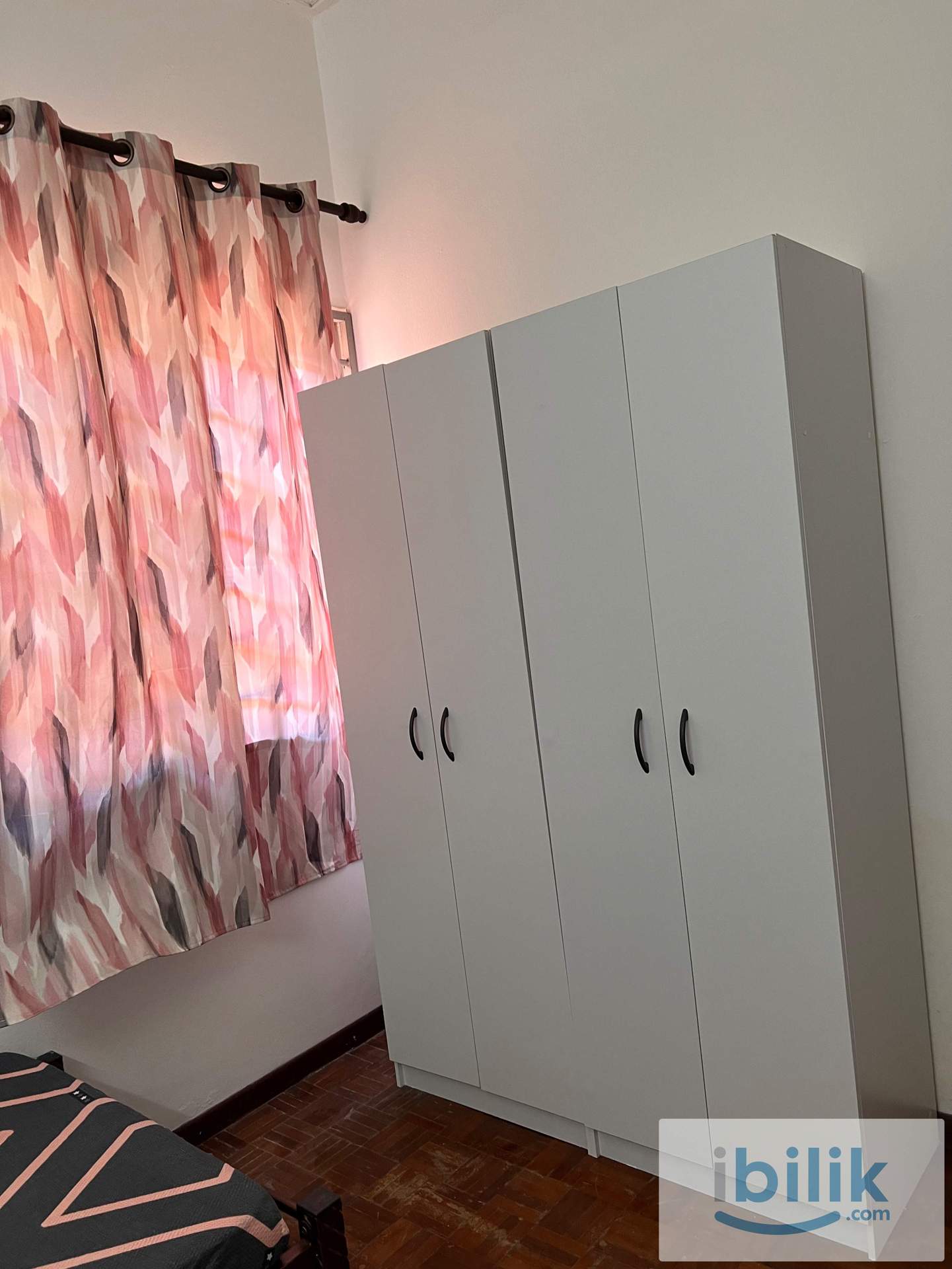 Middle Room at Subang Bestari, Subang - Image 5
