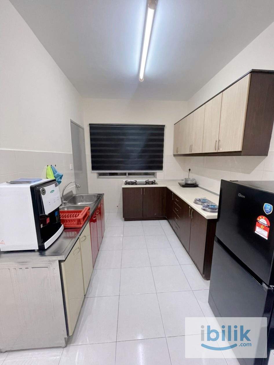MALE house_MASTER ROOM_Perdana Emerald_PJ - Image 1