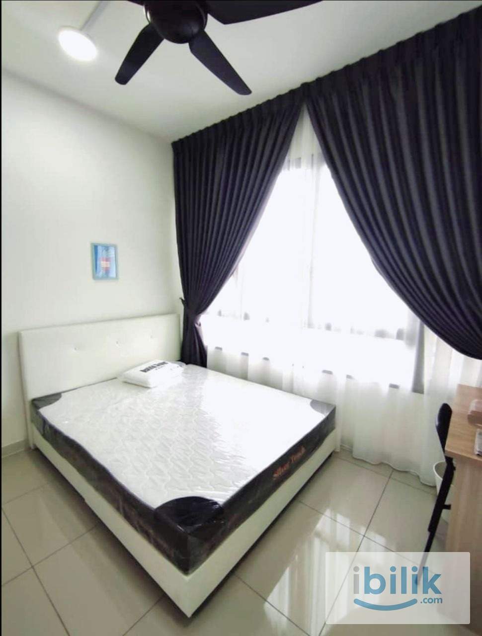 Middle Room - Image 3