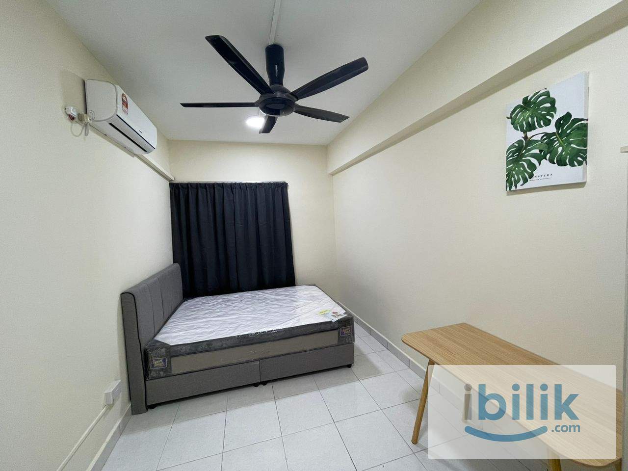 MALE_Middle Room_Perdana Emerald - Image 1