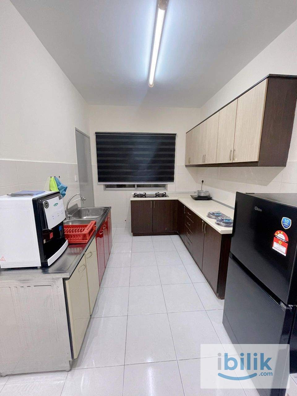 MALE_Small Room Perdana Emarald - Image 2