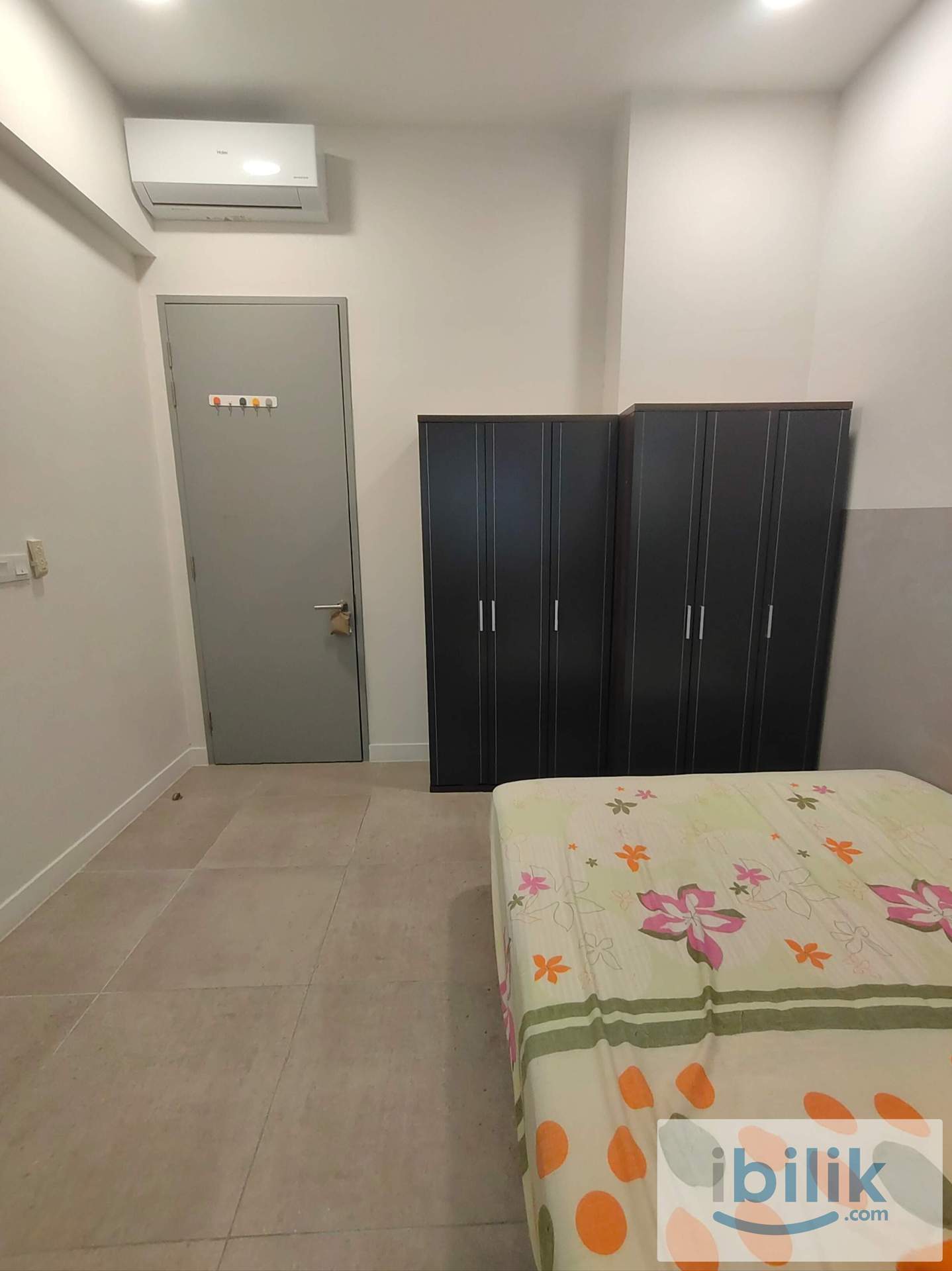 Direct Owner - Medium Window Room [Utilities, WiFi, and Cleaning services included] - Image 6