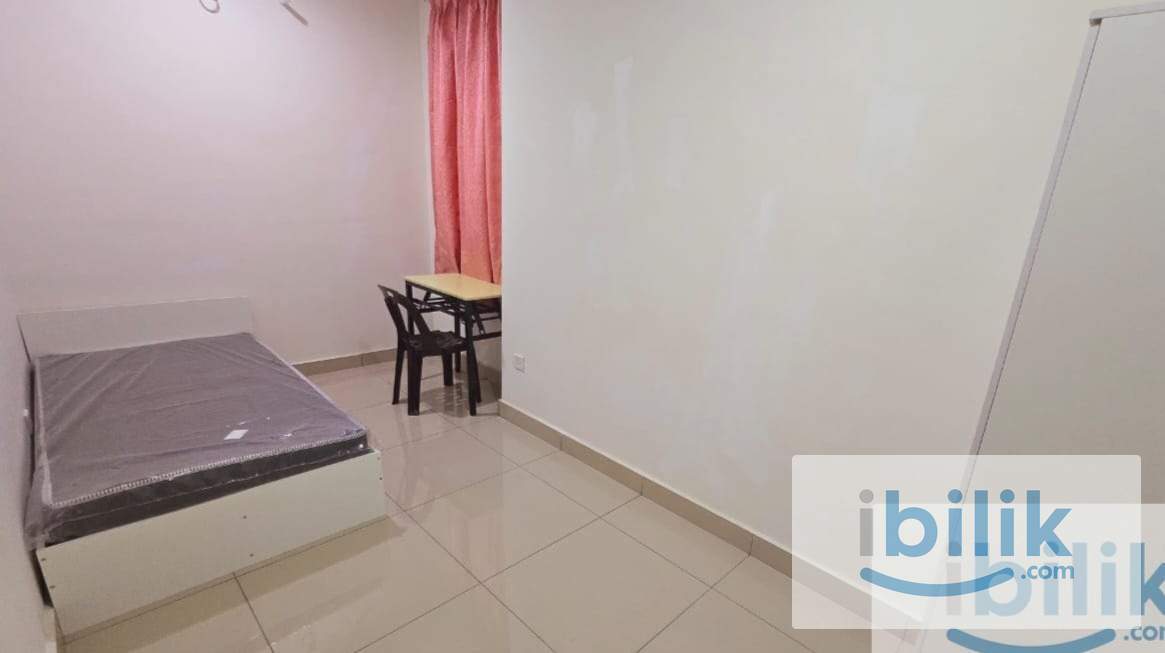 Middle bedroom at Suasana Lumayan Cond, Bandar Sri Permaisuri, Bandar Tun Razak, Cheras, KL - Image 1