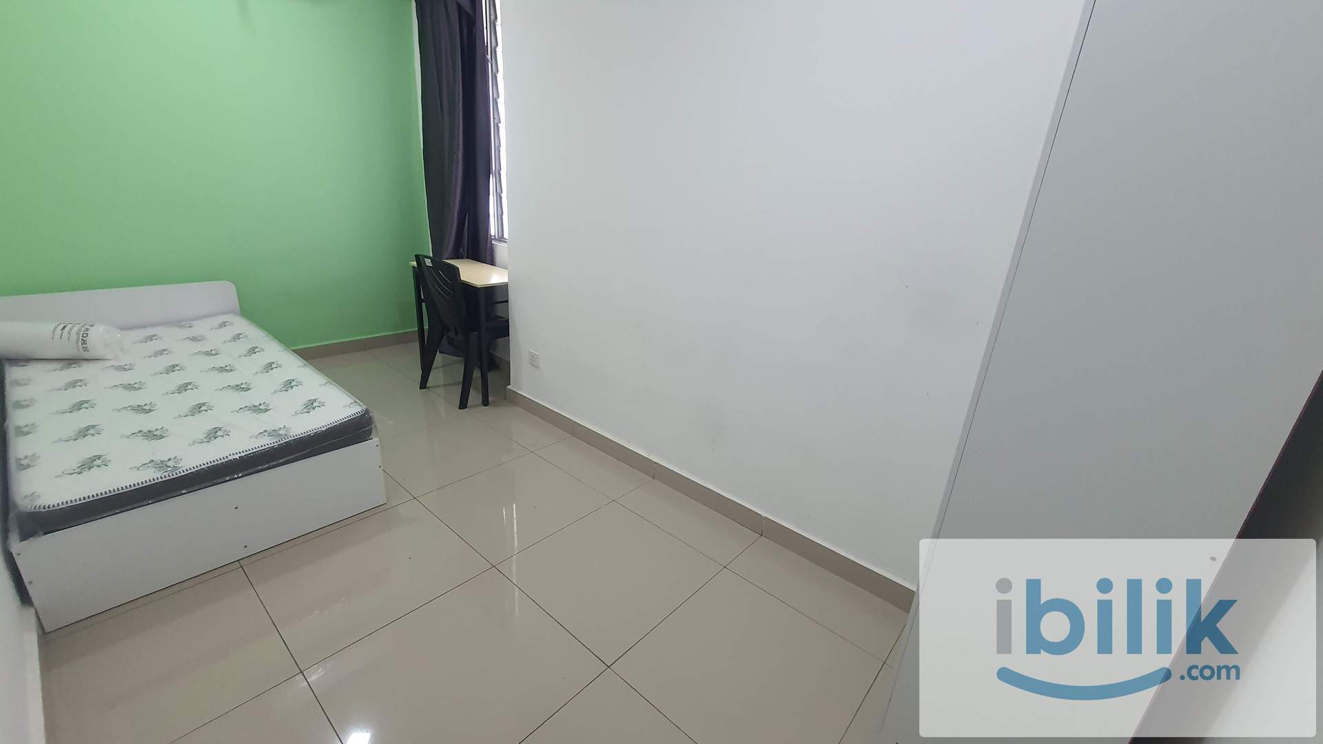 Middle Room | Utilities+WiFi+Cleaning Included | Near HUKM & Sunway Velocity - Image 2