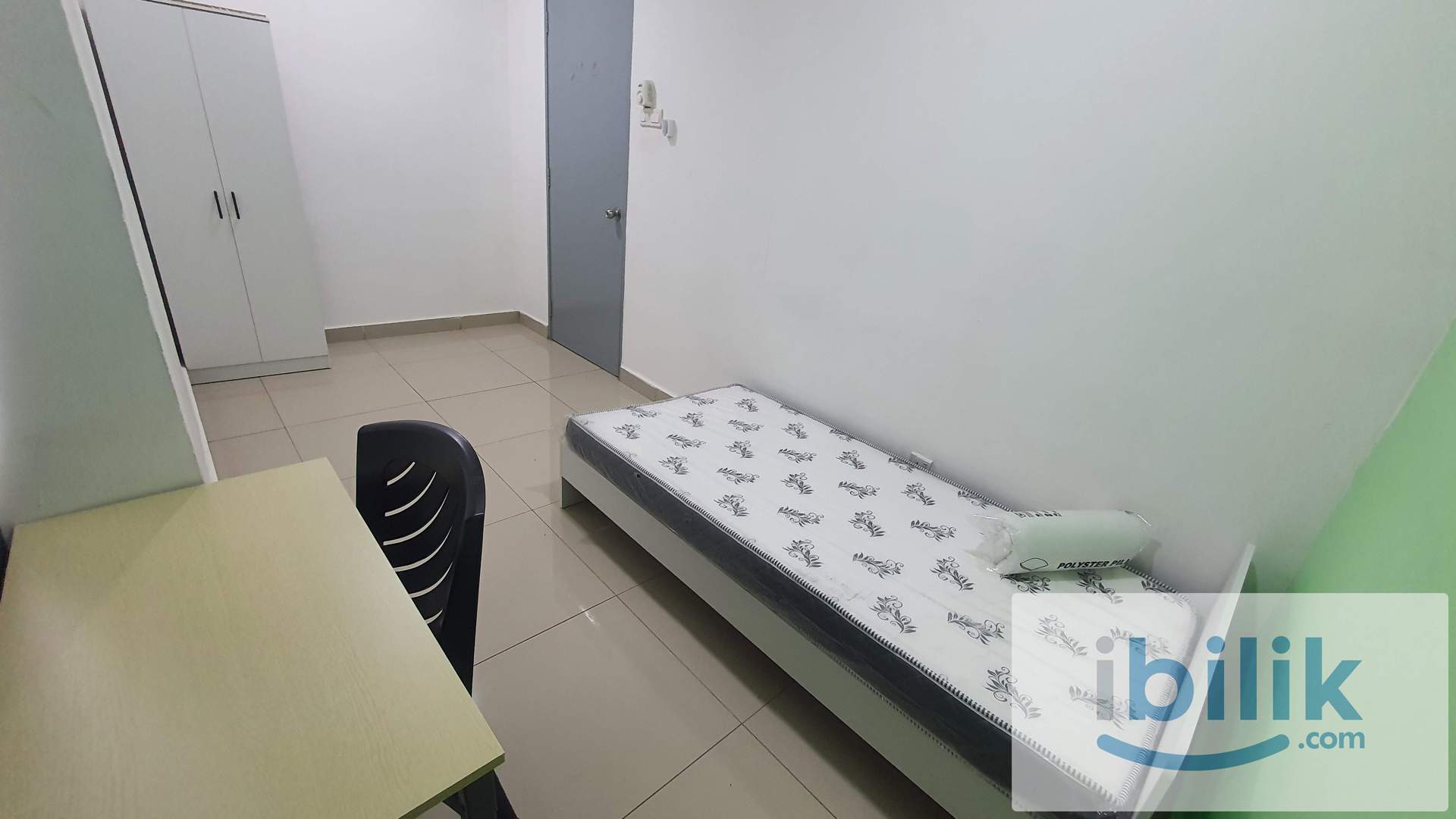 Middle Room | Utilities+WiFi+Cleaning Included | Near HUKM & Sunway Velocity - Image 3