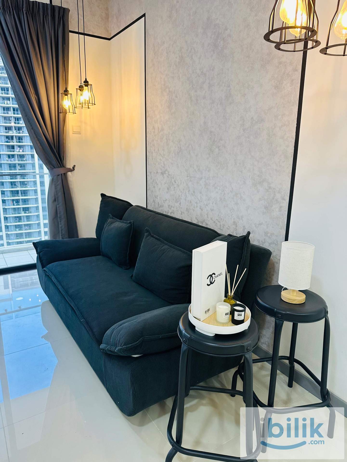 Fully furnished 958sqft 3R2B in KL with mall downstairs - Image 2
