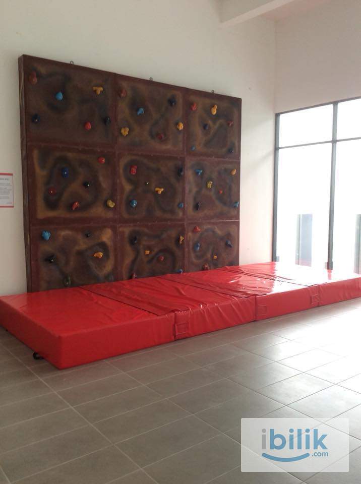 Medium Room  - Image 5